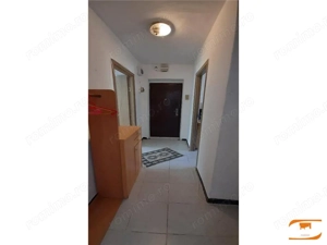 Apartament 2 camere zona centrala -Piata 700 centrala proprie - imagine 2