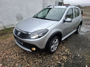 Daccia Sandero Stepway 1.6 Benzină  - imagine 2