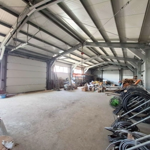 Proprietate industrială cu hală metalică, birouri și teren   Golești - imagine 4