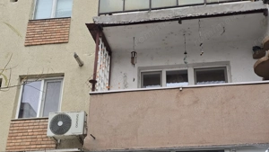 Vand apartament 3 camere Alfa etaj 1 - imagine 4