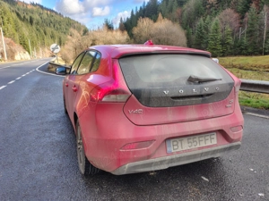 Vând Volvo V40 2015