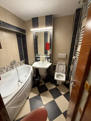 Apartament cu 3 camere de inchiriat-Unirii (F64) - imagine 18