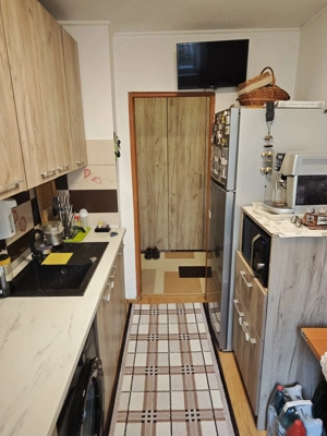 Apartament 3 Camere cu Centrală Proprie și Parcare – Sector 3 - imagine 11