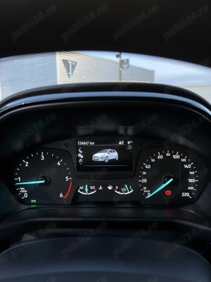 Vand Ford Fiesta MK8 - imagine 8