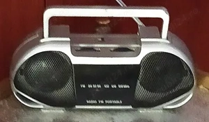 Radio FM-stereo-fabricat în Germania ,anii 80