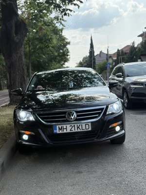 Vând Volkswagen Passat Cc