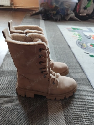 Ghete noi,mărimea 39