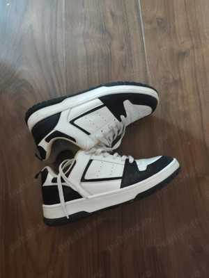 Adidași,in stare bună mărimea 39