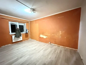 Garsoniera de renovat, 20 mp utili, etajul 4/5 - zona Telegrafului