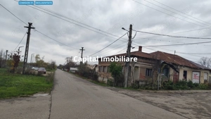 Baicoi Central 1613 mp Parc Petrom