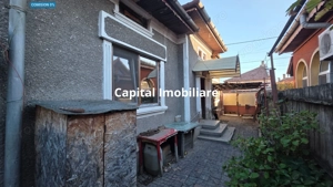 Vânzare casă 2 camere + curte, zonă de case – Stadion 1 Mai