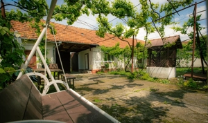 Casa de familie in zona rurala linistita