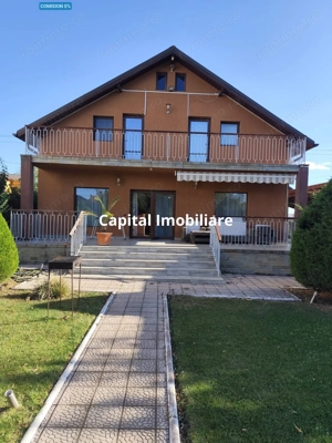 Vila spațioasă 250 mp Baicoi, Ciresi.