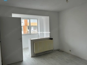 Apartament spatios 2 camere, Tg-Jiu, 9 Mai
