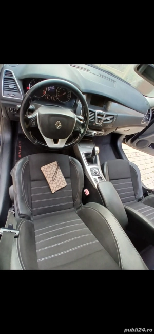 Renault Laguna - imagine 2