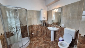 Casă cu 5 camere, 220 mp, teren 500 mp – Prelungirea Ghencea - imagine 11