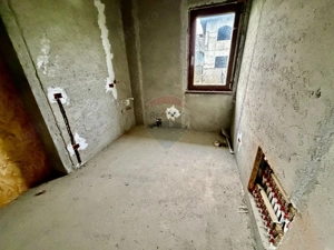 Casă / Vilă Caisului 90% gata - imagine 16