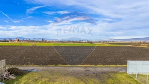 Teren intravilan 800mp Bod / Strada Iasomiei/ zona agrement Cismasu! - imagine 13