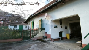 Casă / Vilă cu 4 camere de vânzare - imagine 10