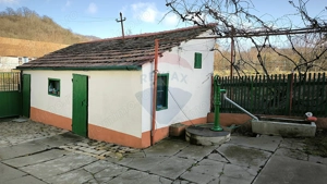 Casă / Vilă cu 4 camere de vânzare - imagine 12