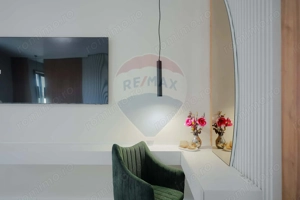 De vânzare Vilă cu 8 camere în Sânmartin, 290 mp util, teren 1100 mp - imagine 8