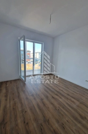 Apartament cu 2 camere, nemobilat, zona Giroc, Loc de parcare inclus - imagine 2