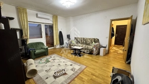 Apartament 2 camere, 60mp utili, mobilat si utilat, zona Dambovita - imagine 2