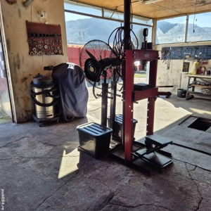 Inchiriez Atelier Auto complet utilat în Reșița  - imagine 6