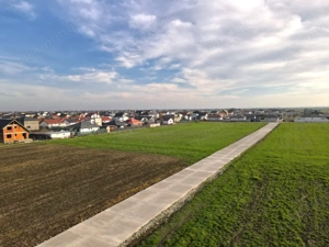 Teren Intravilan In Rate Com Berceni | utilitati: curent, drum | #UG16