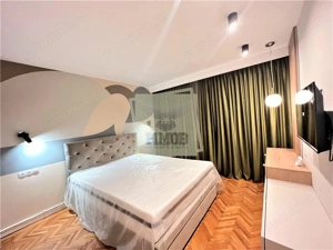 Apartament lux 3 camere decomandat etajul 1 zona centrala