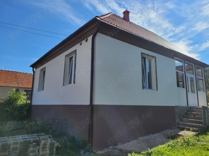 Casa de vânzare la Presaca - imagine 4