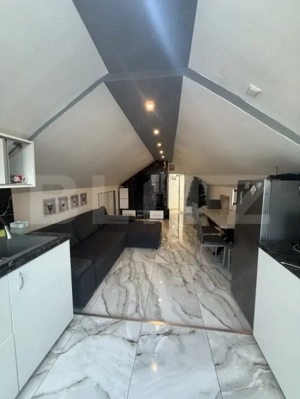 Duplex modern în Târgoviște – zonă liniștită, foișor, 3 dormitoare și living