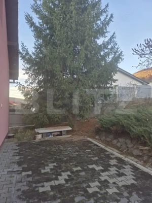 Casa spatioasa de vanzare in Sancrai cu 13 ari de teren - imagine 2