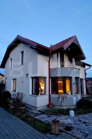 Casă modernă cu piscină – complet finisată și utilată – Câmpenești