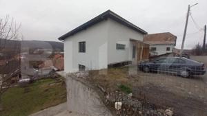 Oportunitate ! Casa individuala 240 mp utili , panorama, zona centrala Baciu ! - imagine 4