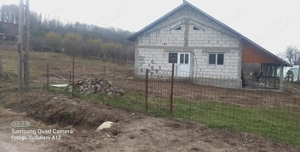 Casă semifinisata de vânzare 