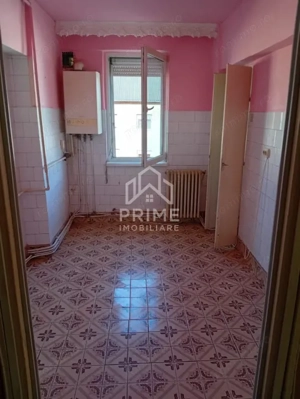 Apartament 3 camere | 67 mp| zona Cugir  - imagine 4