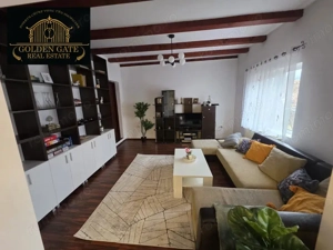 Proprietate superbă de 180 mp – apartament supraetajat cu garaj, zona Schei