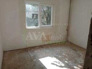 Apartament 3 camere decomandat zona Nord - imagine 2