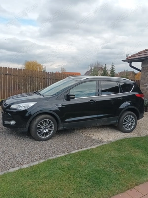 Ford Kuga  Titanium  2.0 diesel  4x4 Automat  Bixenon adaptiv  Led Cameră