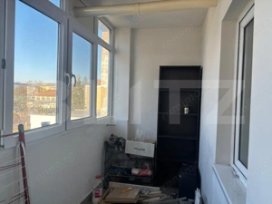 Apartament de vanzare, cu 2 camere, 50 mp, etaj 3, zona Independentei - imagine 2