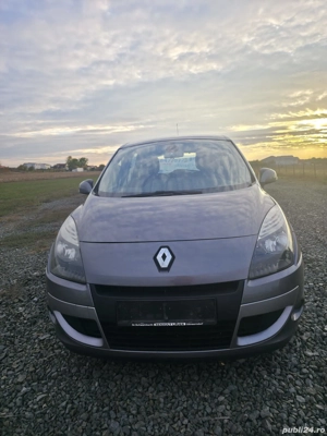 Vand Renault Scenic 1.6 benzina