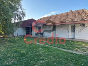 1200mp teren, casa cu 2 corpuri-asfalt, utilitati, locatie buna - imagine 5