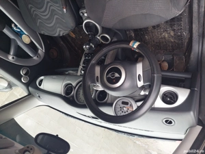 se vinde în Mini Cooper 2006 200000 de km mai multe detalii în privat - imagine 5