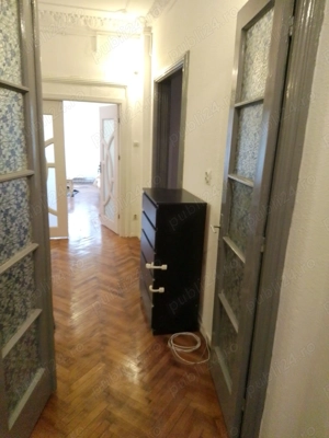 Titulescu Calea Grivitei  3 camere in vila 200 m metrou Basarab - imagine 2