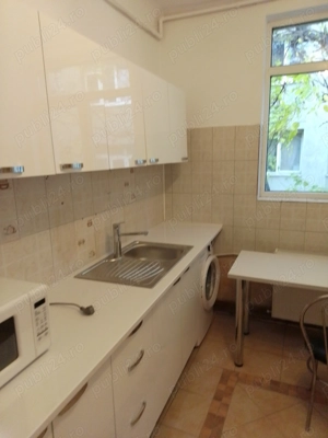 Titulescu Calea Grivitei  3 camere in vila 200 m metrou Basarab - imagine 7