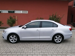 VW Jetta diesel euro 5 IMPECABIL Înmatriculat Ro - imagine 5
