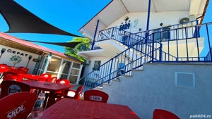 Pensiune de vanzare zona centrală in 2 Mai la 150 m de plajă.Direct proprietar. 