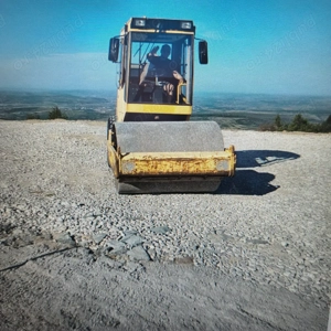 DE VANZARE  cilindru compactor BOMAG 117 BWD3 - imagine 6