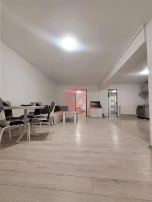 Casa Renovata si Mobilata Complet - Pozitionare Excelenta - Aproape de Delfinariu si Bd Mamaia - imagine 2